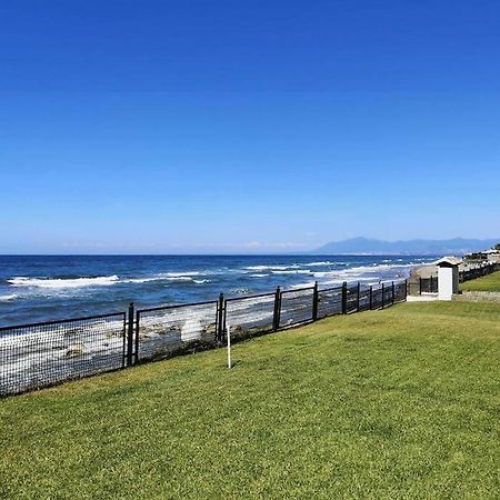 Amazing 3Bedroom Flat With Seafront Views & Pool By Sharingco Marbella Bagian luar foto